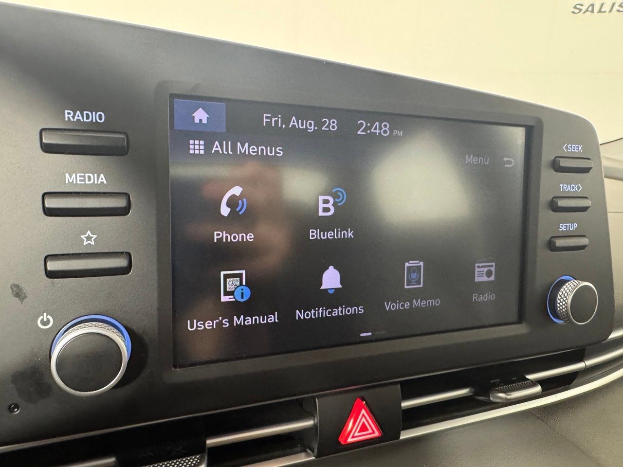 Used 2023 Hyundai Elantra SEL w/ Winter Weather Package FWD image 16