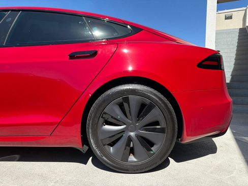 Used 2022 Tesla Model S AWD/4WD image 3