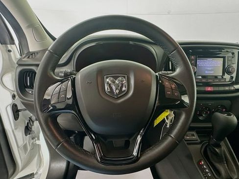 Used 2018 RAM ProMaster City Tradesman SLT image 12