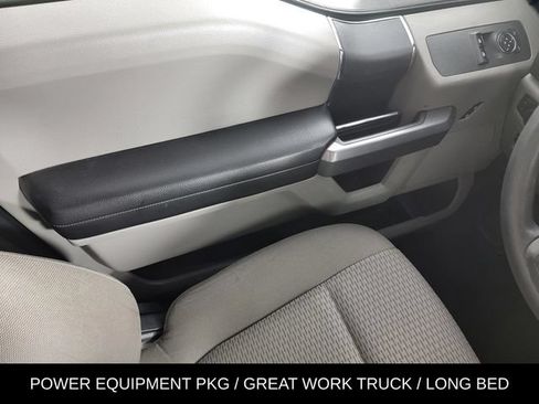 Used 2018 Ford F150 XLT w/ Trailer Tow Package RWD image 27