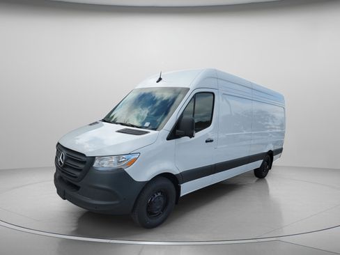 New 2026 Mercedes-Benz Sprinter 2500 image 2