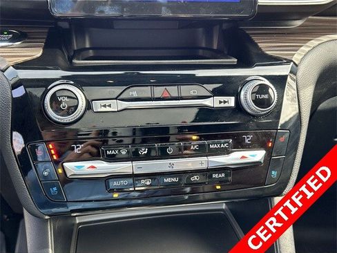 Used 2021 Ford Explorer Limited w/ Equipment Group 301A image 21