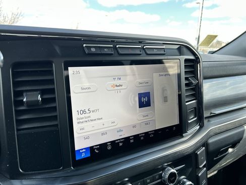 Used 2024 Ford F250 Lariat AWD/4WD image 27