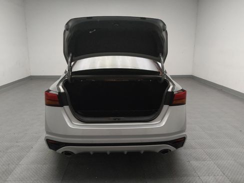 Used 2023 Nissan Altima 2.5 SV w/ SV Premium Package FWD image 29