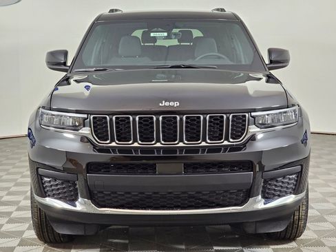 New 2026 Jeep Grand Cherokee L Laredo image 9
