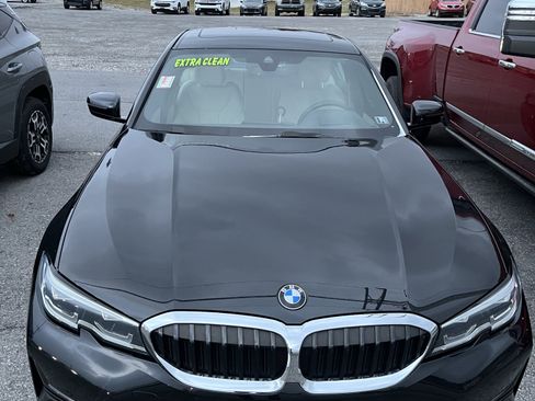 Used 2020 BMW 330i xDrive Sedan w/ Premium Package image 9