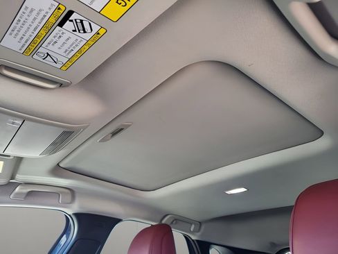 Used 2025 MAZDA CX-30 AWD 2.5 S w/ Preferred Package image 16