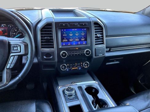 Used 2020 Ford Expedition Max XLT w/ Equipment Group 202A RWD image 6