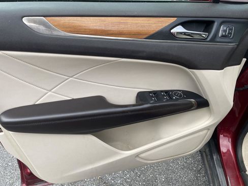 Used 2015 Lincoln MKC AWD w/ Equipment Group 102A Reserve image 11