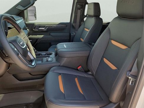 New 2026 GMC Sierra 2500 AT4 w/ AT4 Premium Plus Package image 14