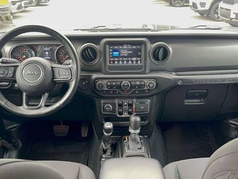 Used 2022 Jeep Wrangler Unlimited Sport AWD/4WD image 26