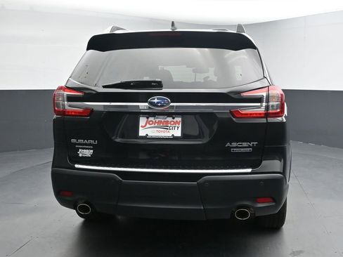 Used 2023 Subaru Ascent Touring AWD/4WD image 8