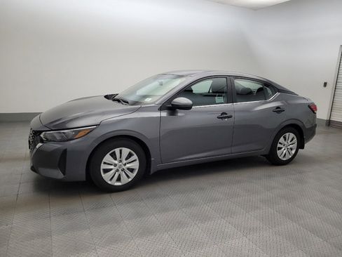 Used 2025 Nissan Sentra S FWD image 2