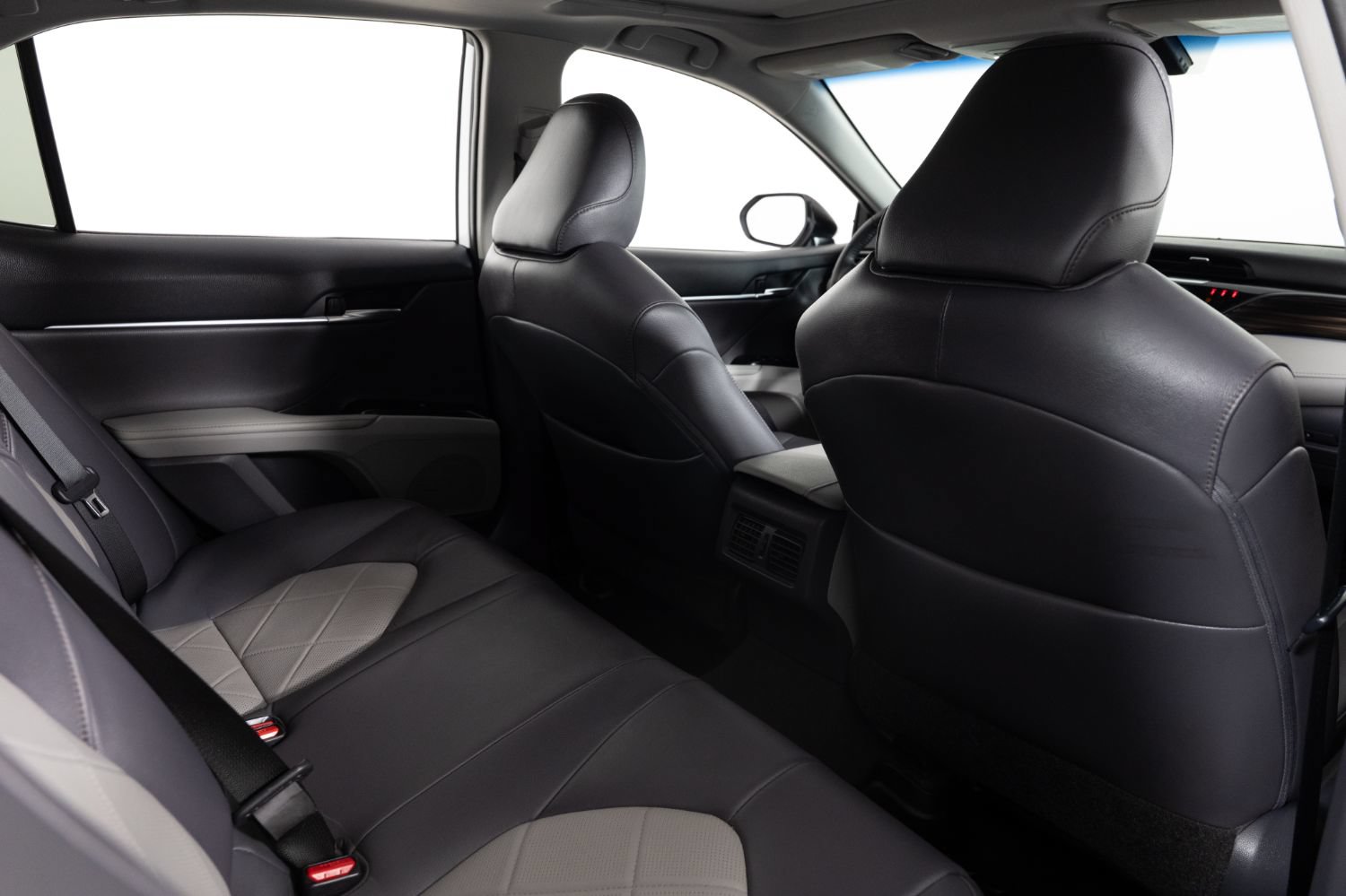 Used 2019 Toyota Camry XLE FWD image 21