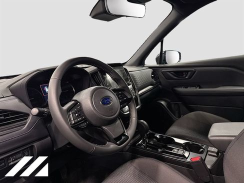 Used 2026 Subaru Forester Premium AWD/4WD image 9