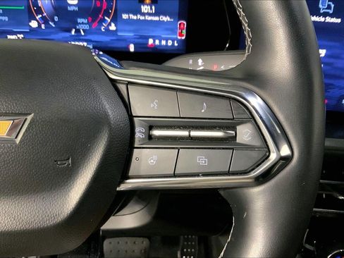 Used 2024 Chevrolet Traverse LT AWD/4WD image 19