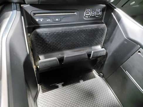 Used 2019 RAM 1500 Big Horn AWD/4WD image 35