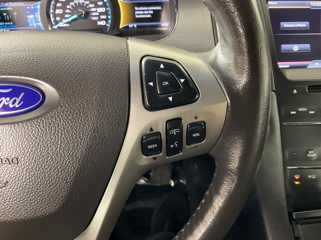 Used 2015 Ford Taurus SEL w/ Equipment Group 201A FWD image 25