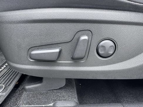Used 2023 Hyundai Santa Fe SEL w/ Premium Package AWD/4WD image 19