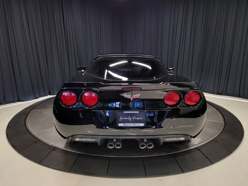 Used 2007 Chevrolet Corvette Coupe image 10
