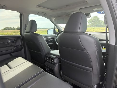 Certified 2025 Honda Ridgeline RTL image 22