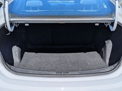 Used 2024 Chevrolet Malibu LT image 6