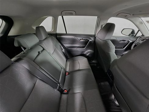 Certified 2025 Toyota RAV4 XLE AWD/4WD image 25