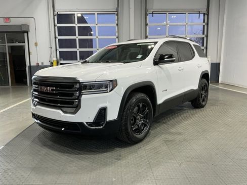Used 2023 GMC Acadia AT4 w/ Technology Package image 2
