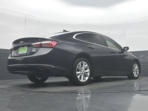 Used 2022 Chevrolet Malibu LT FWD image 32