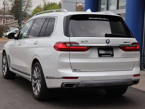 Used 2020 BMW X7 xDrive40i w/ Premium Package AWD/4WD image 3