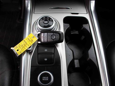 Used 2020 Ford Explorer Limited w/ Hybrid Equipment Group 310A AWD/4WD image 24