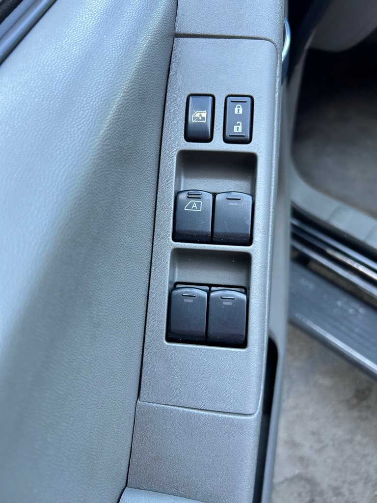 Used 2019 Nissan Frontier SV RWD image 7