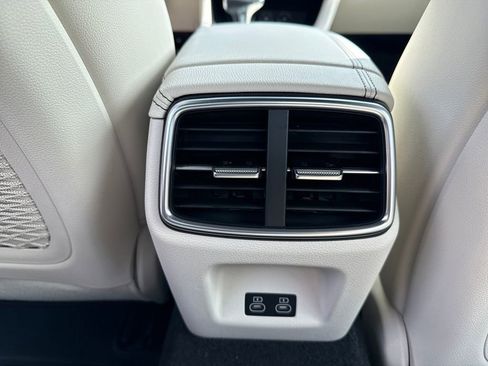 New 2026 Genesis G70 2.5T RWD image 14