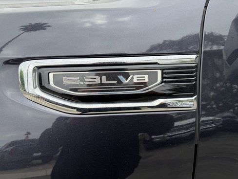 Used 2022 GMC Sierra 1500 SLT w/ SLT Premium Plus Package RWD image 5