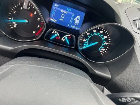 Used 2015 Ford Escape SE AWD/4WD image 8