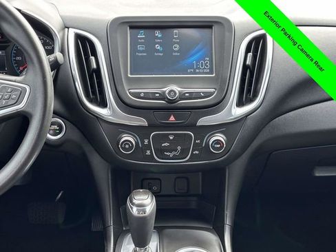 Used 2018 Chevrolet Equinox LT image 25