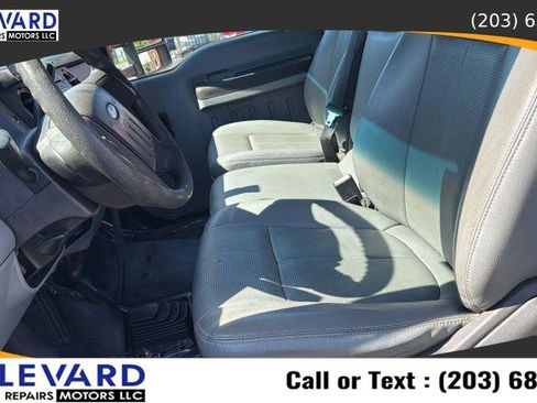 Used 2012 Ford F450 XL w/ High Capacity Trailer Tow Pkg image 29