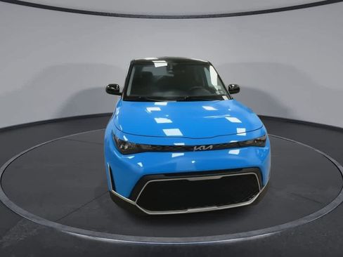 Used 2024 Kia Soul S FWD image 3