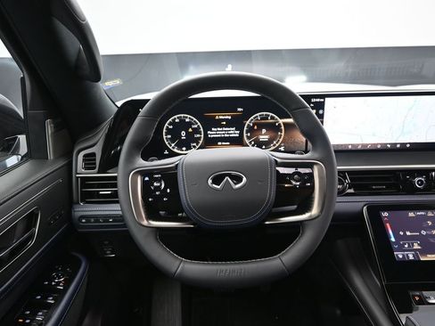 New 2026 INFINITI QX80 4WD image 32