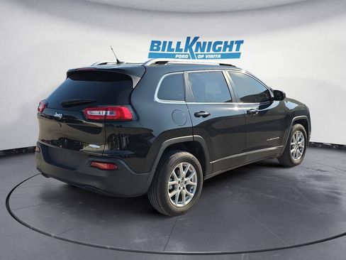 Used 2015 Jeep Cherokee Latitude FWD image 5