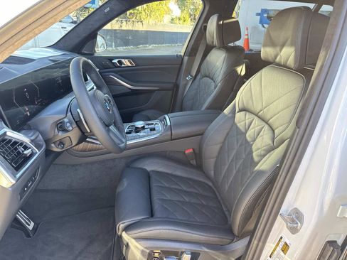 New 2026 BMW X7 xDrive40i w/ Executive Package image 22