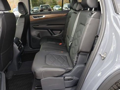 New 2026 Volkswagen Atlas SE image 13