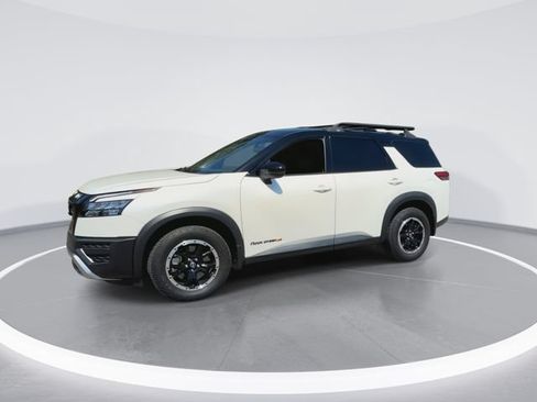 Used 2023 Nissan Pathfinder Rock Creek AWD/4WD image 6