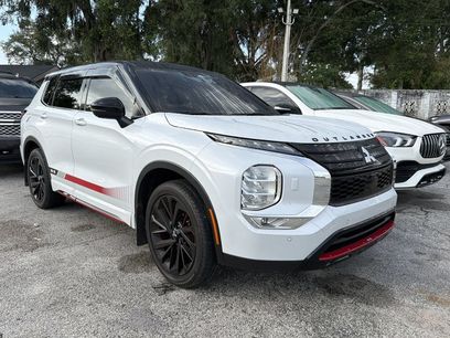 Used 2023 Mitsubishi Outlander SE