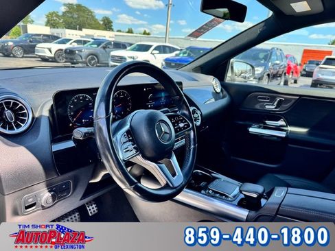 Used 2023 Mercedes-Benz GLA 250 4MATIC image 3