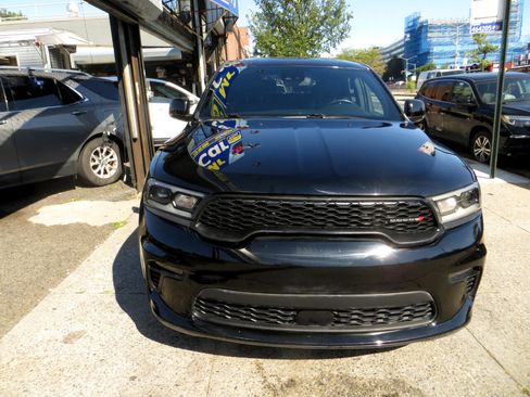 Used 2022 Dodge Durango GT image 2