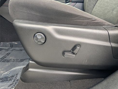 Used 2023 Dodge Durango GT image 19