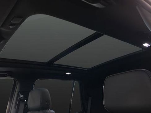 Used 2021 GMC Yukon Denali AWD/4WD image 12