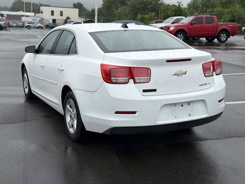 Certified 2014 Chevrolet Malibu LS w/ Protection Package FWD image 5