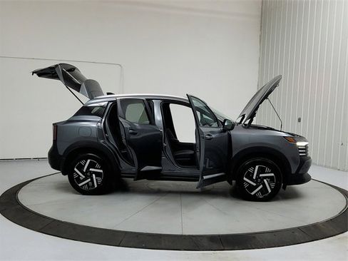 New 2026 Nissan Kicks SV w/ SV Premium Package image 16